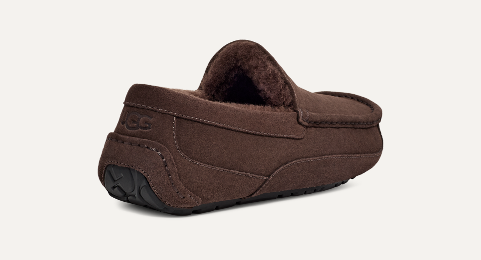 UGG Men's Ascot Slipper