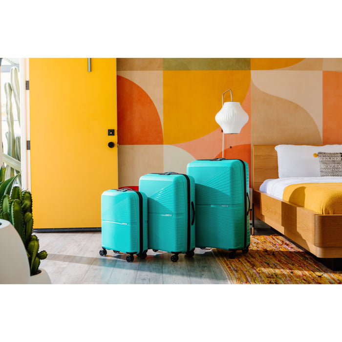 American Tourister Airconic Spinner Large