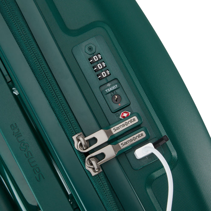 Samsonite Outline Pro Spinner Carry-On™