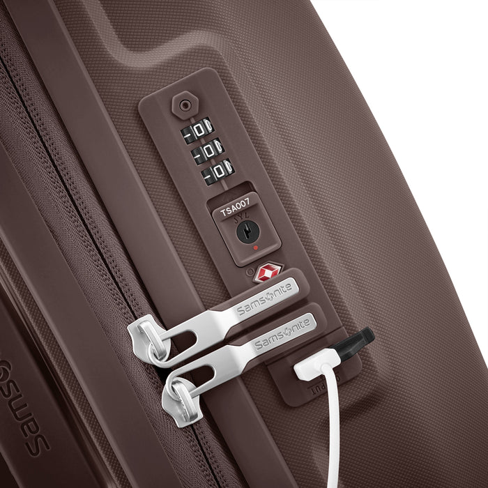 Samsonite Outline Pro Spinner Carry-On™