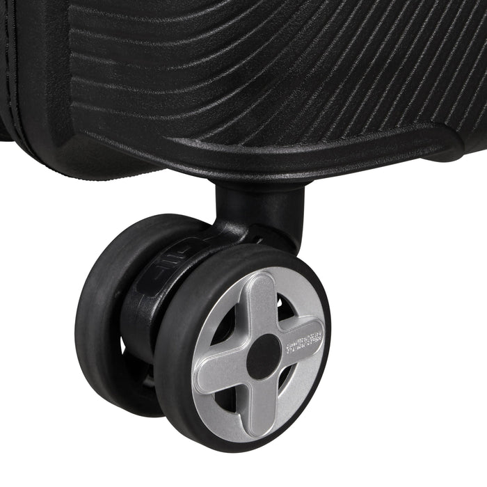 American Tourister StarVibe Spinner Carry-On™