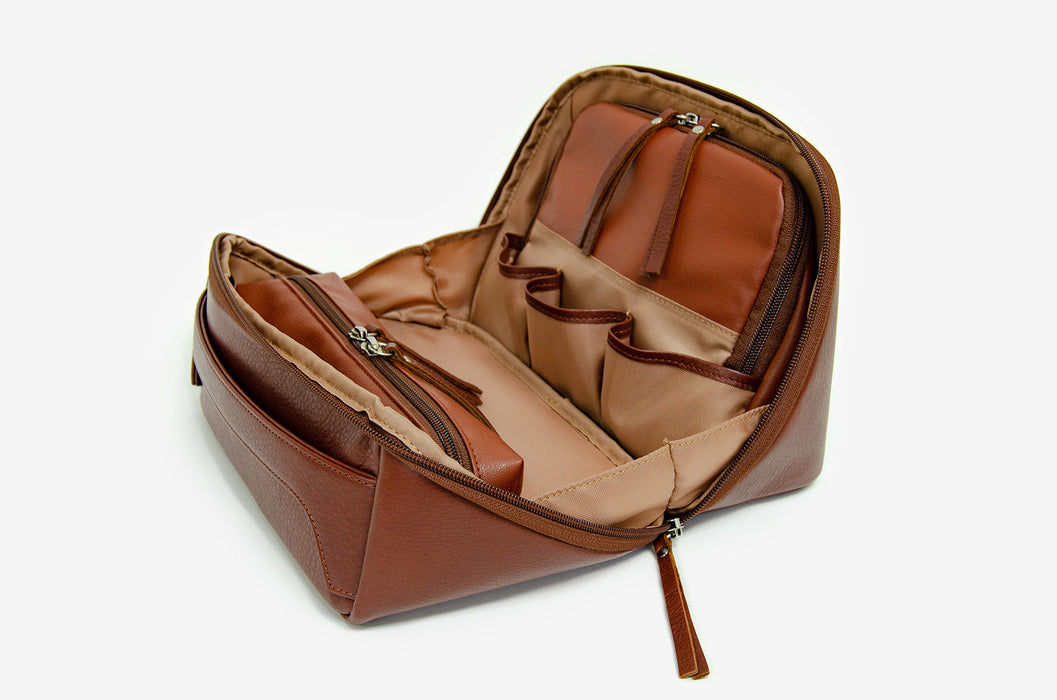 Osgoode Marley Leather Hanging Travel Organizer