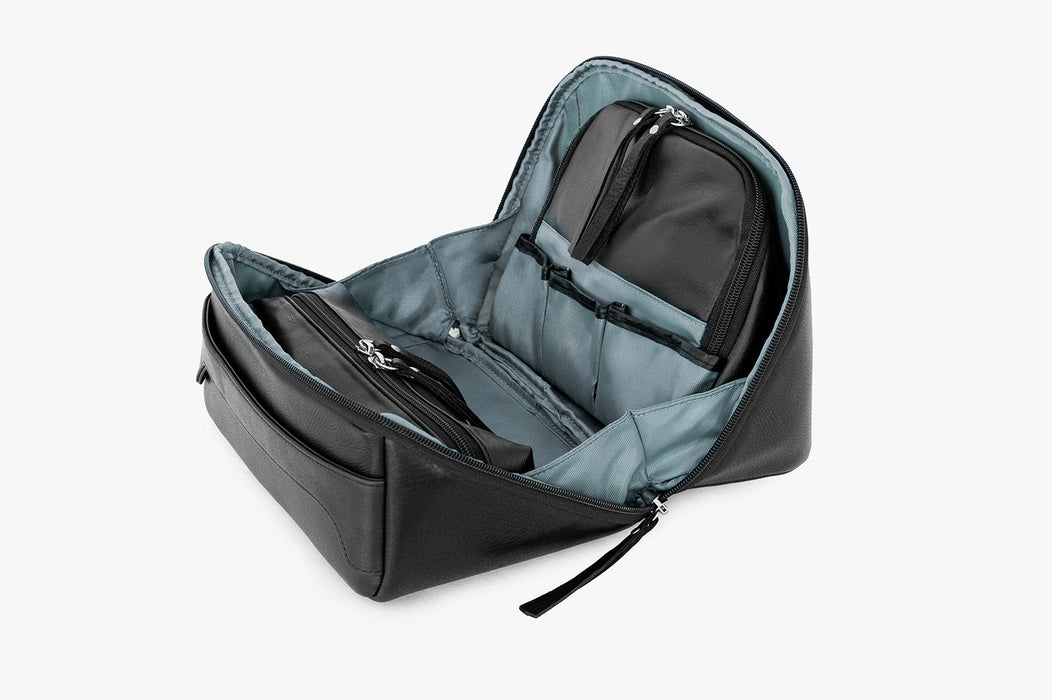 Osgoode Marley Leather Hanging Travel Organizer