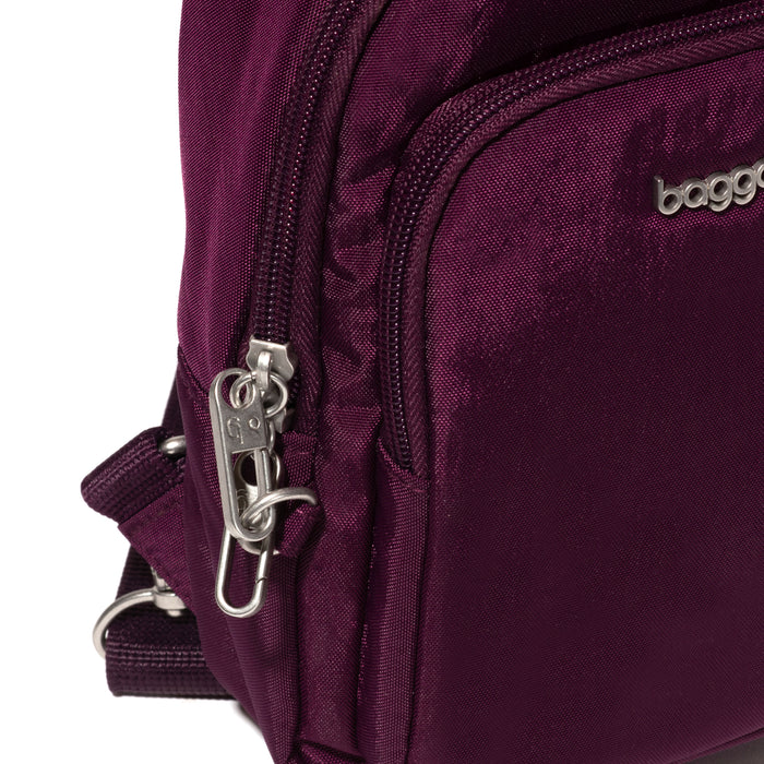 Baggallini Securtex® Classic Anti-Theft Daytripper Sling Bag