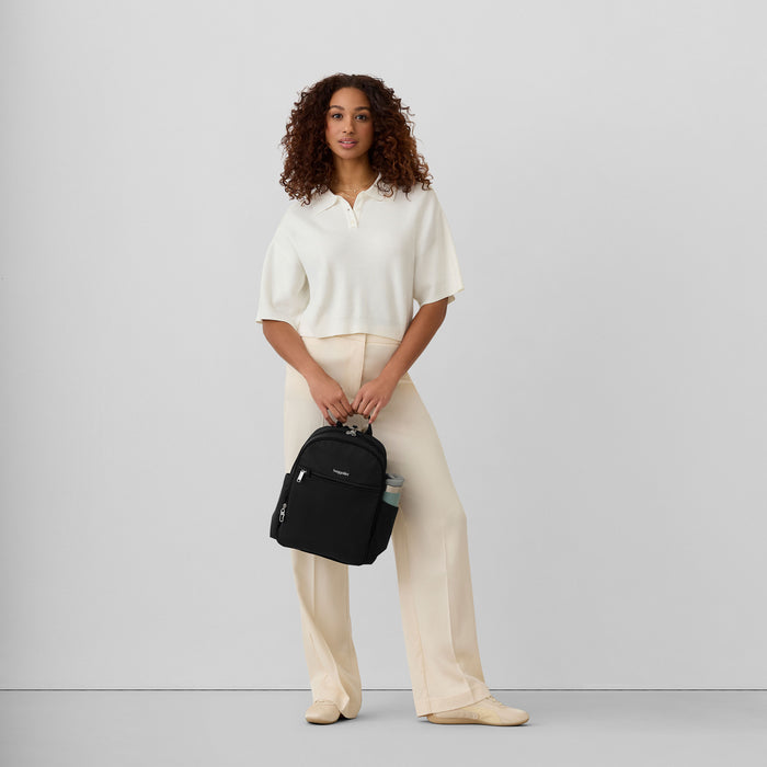 Baggallini Anti-Theft Getaway Backpack