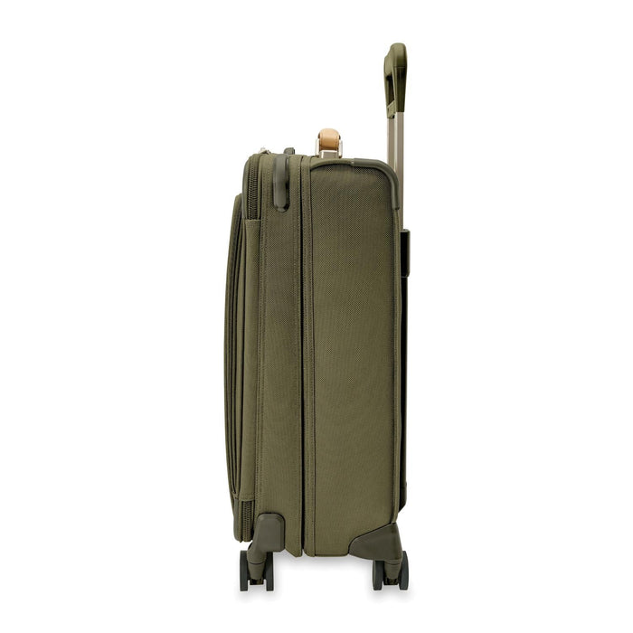 Briggs & Riley BASELINE Essential 22" Carry-On Expandable Spinner