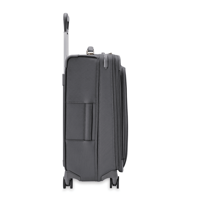Briggs & Riley BASELINE Medium Expandable Spinner