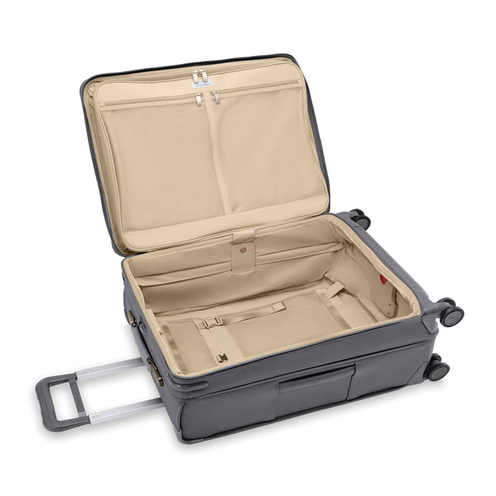 Briggs & Riley BASELINE Medium Expandable Spinner