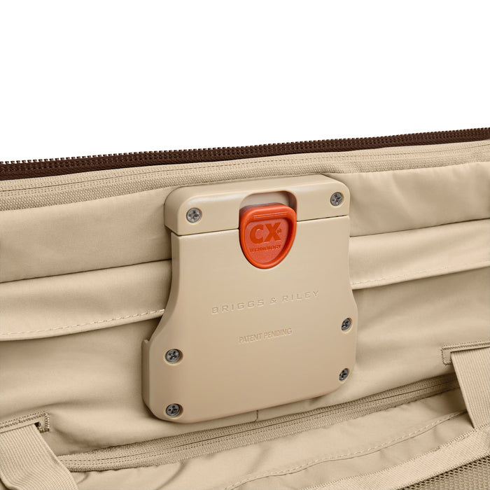Briggs & Riley BASELINE Medium Expandable Spinner