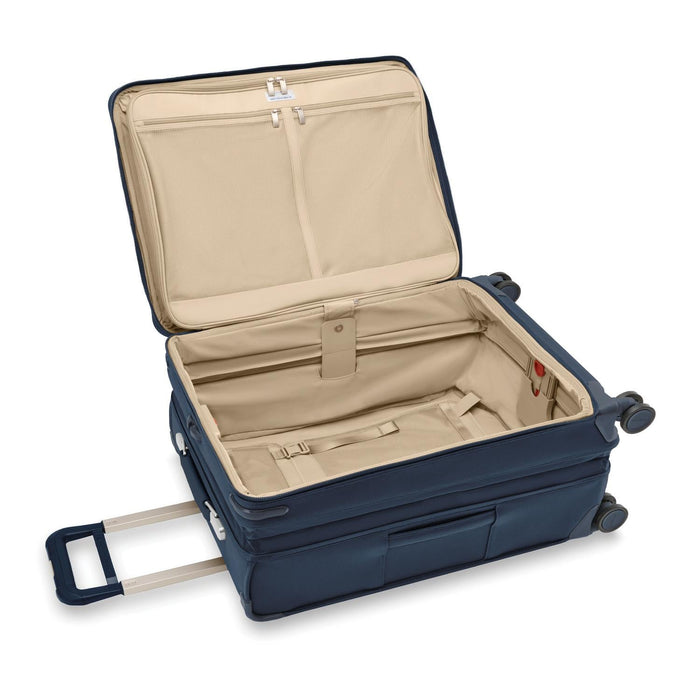 Briggs & Riley BASELINE Medium Expandable Spinner