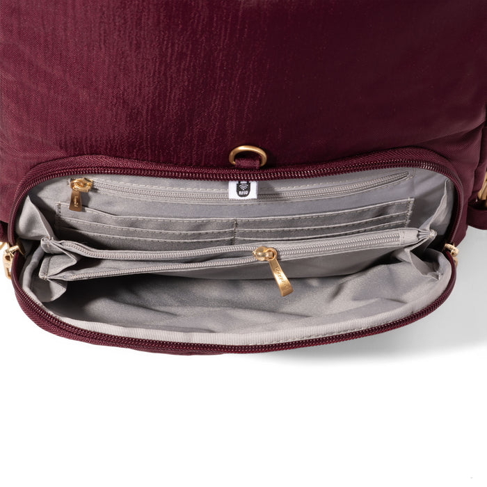 Baggallini Coastal Flip Lock Day Pack