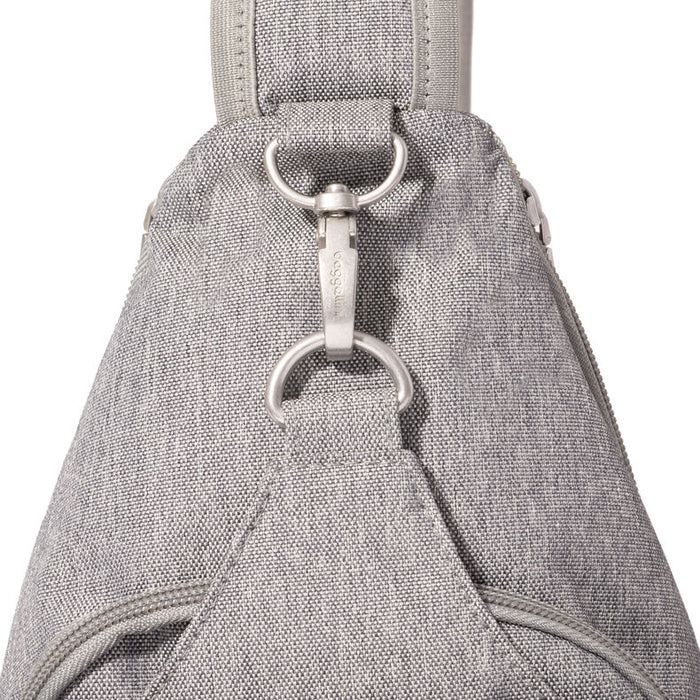 Baggallini Central Park Sling