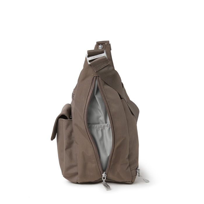 Baggallini Everywhere Bagg With RFID