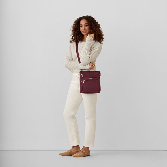 Baggallini Modern Everywhere Out and About Crossbody