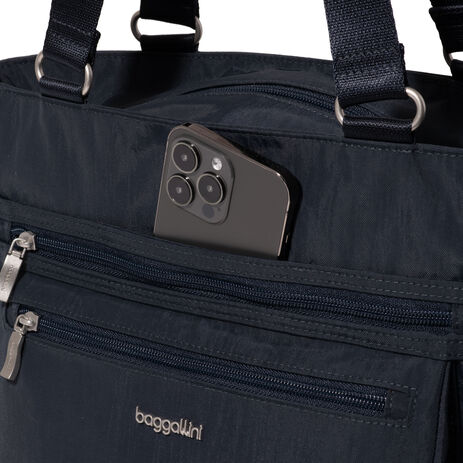 Baggallini Modern Everyday Shopper Tote