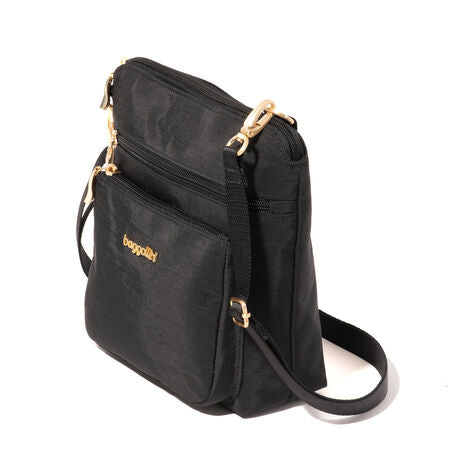 Baggallini Modern Pocket Crossbody