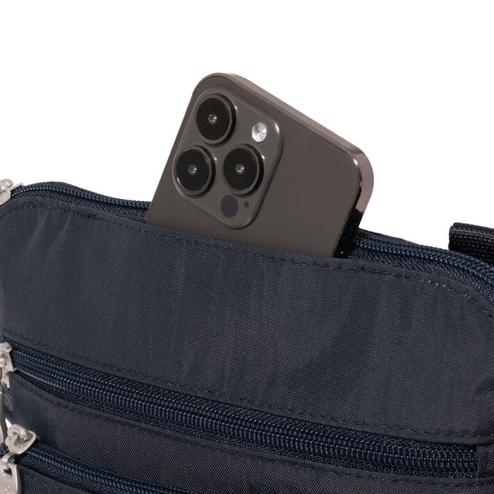 Baggallini Modern Pocket Crossbody