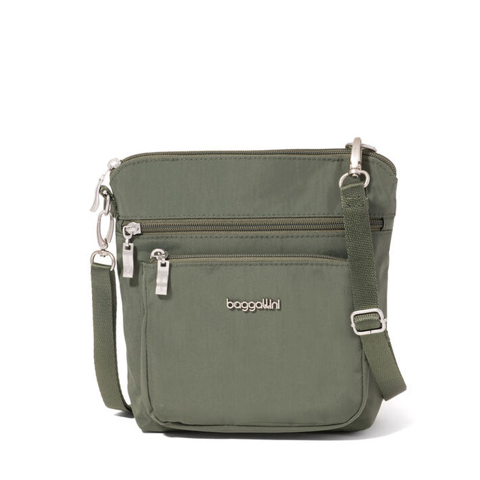Baggallini Modern Pocket Crossbody