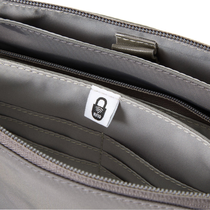 Baggallini Perry Crossbody