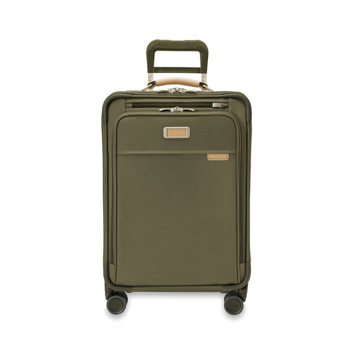 Briggs & Riley BASELINE Essential 22" Carry-On Expandable Spinner
