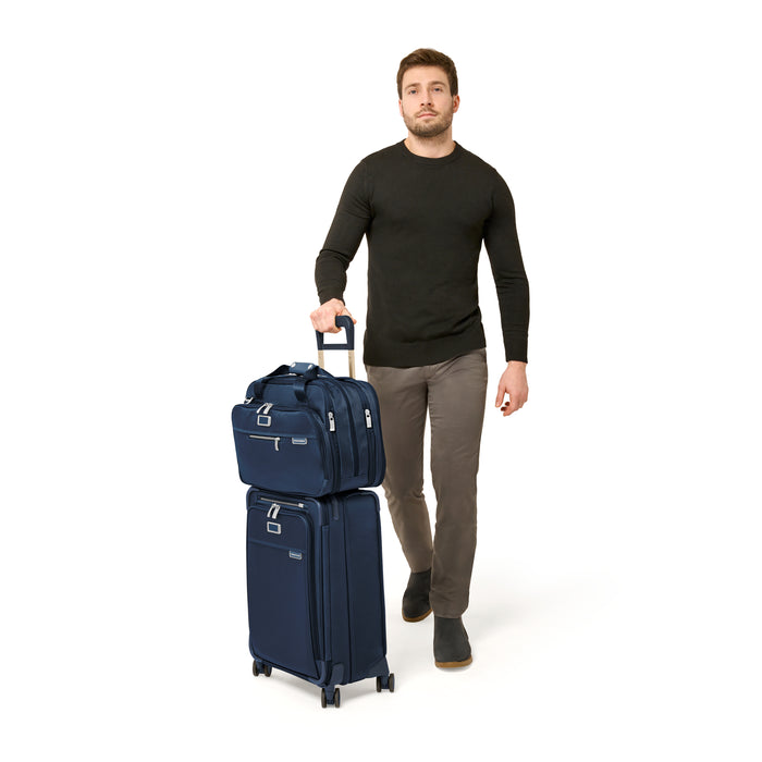 Briggs & Riley Baseline ESSENTIAL CARRY-ON SPINNER